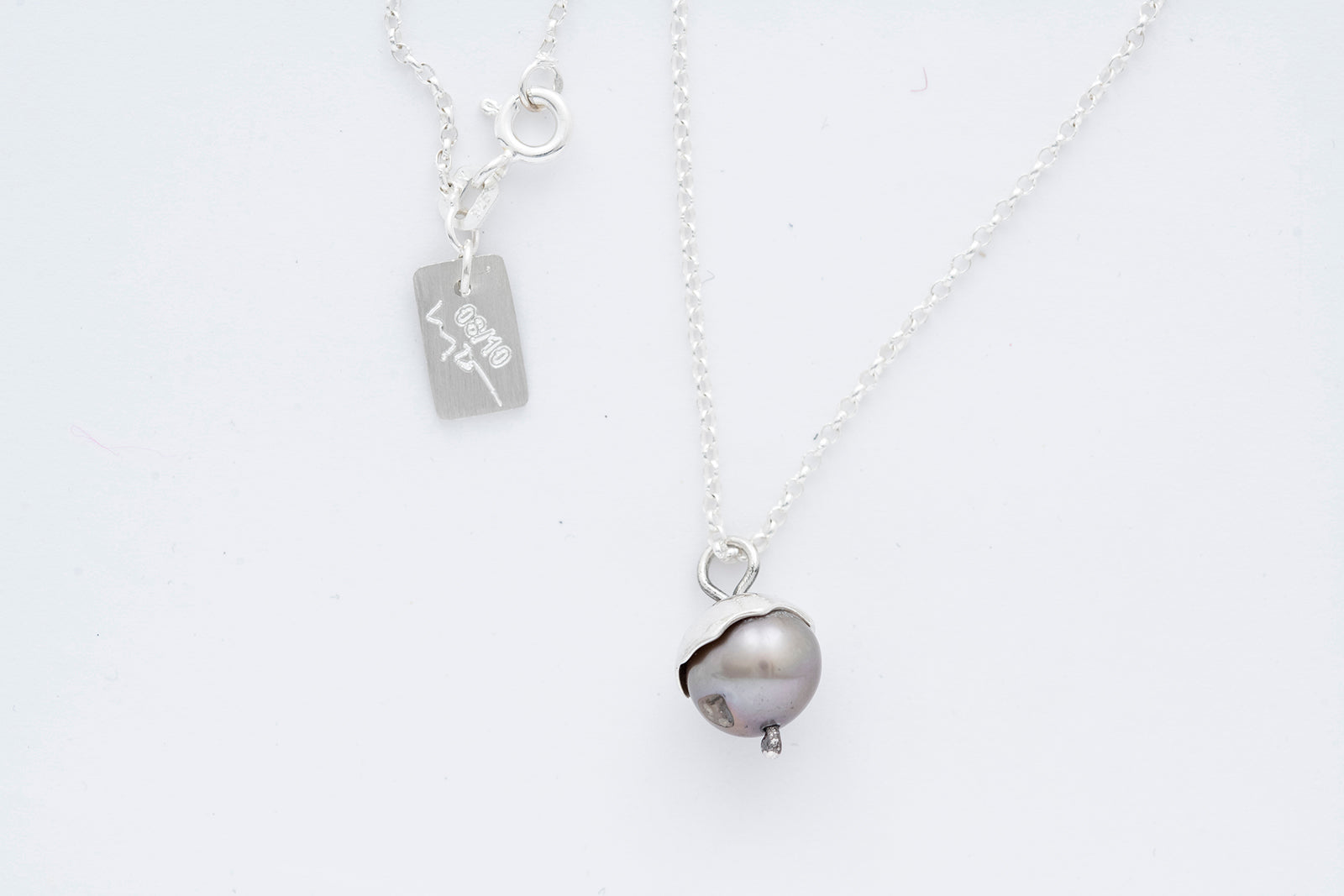 NOIR necklace w. tahitian pearl - Limited edition 08/10