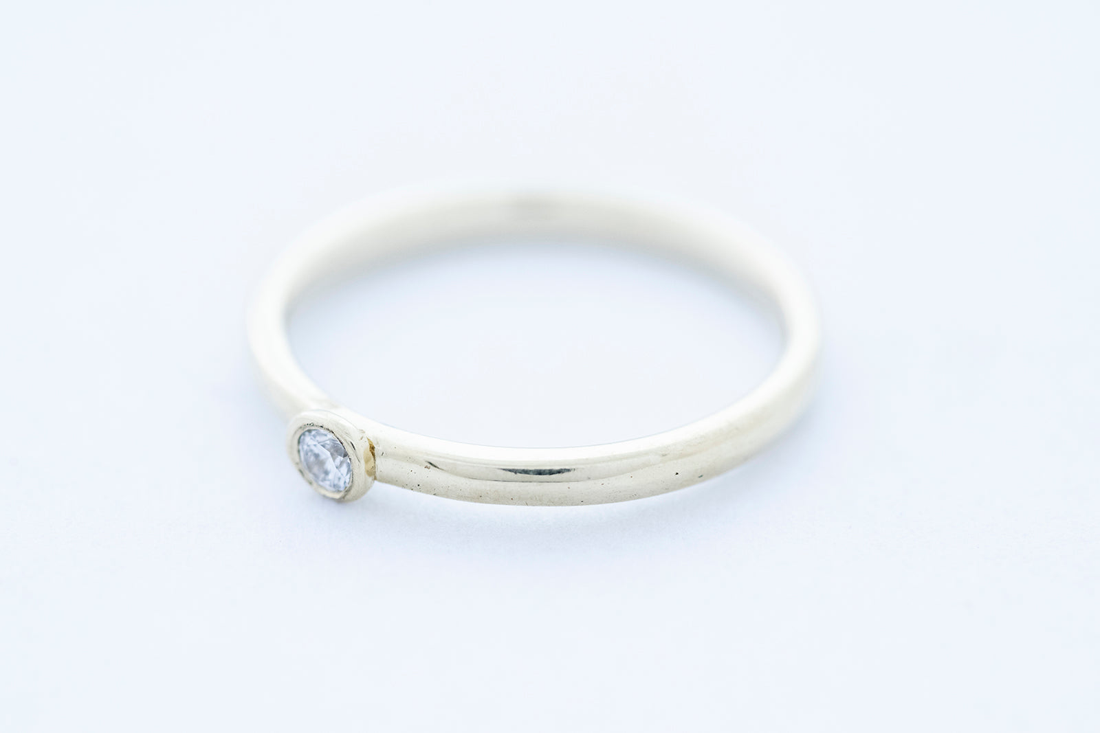 HARMONY ring | 14K yellow gold w. white diamond