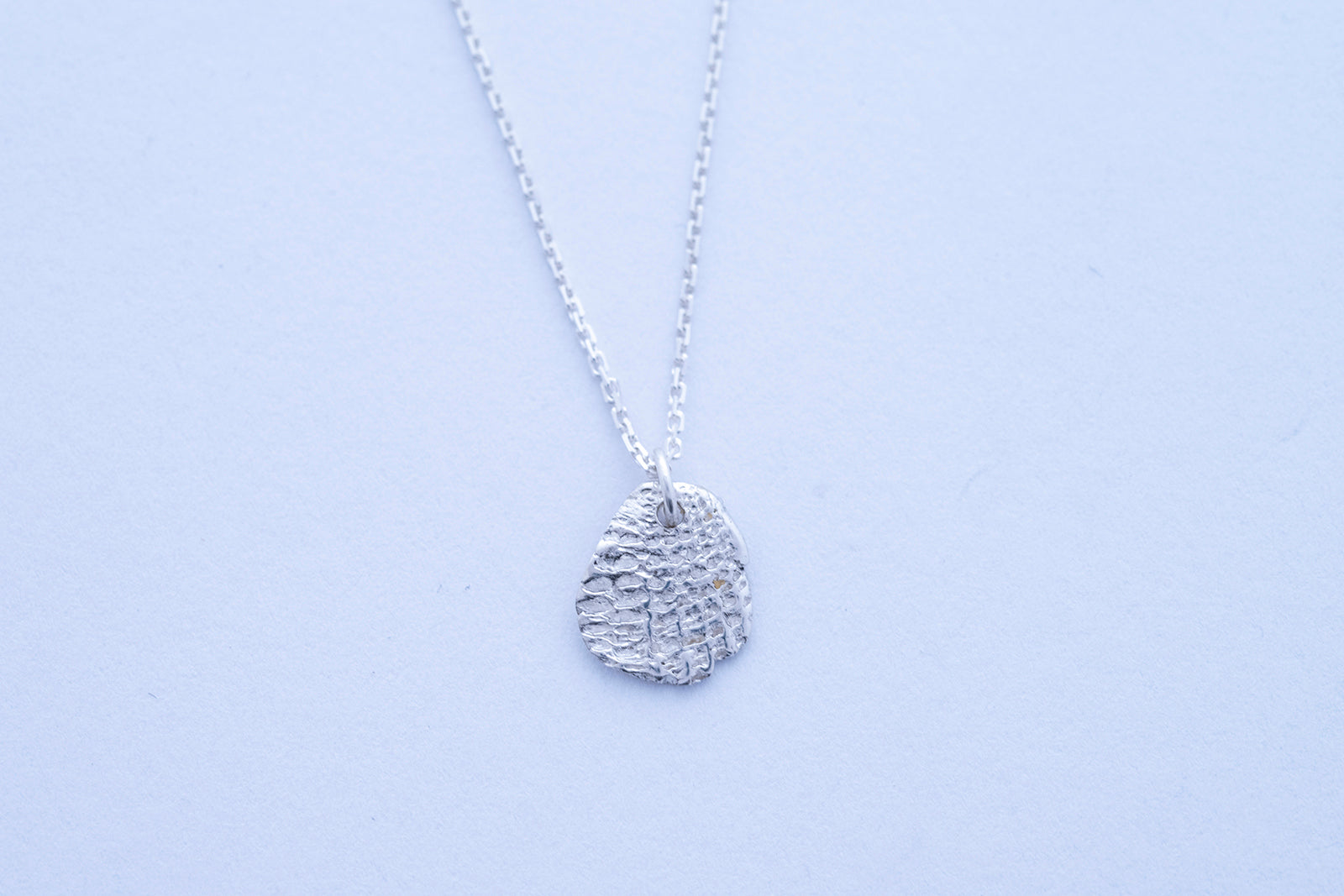 UNDER WATER necklace - silver shell #1