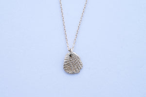 UNDER WATER necklace - gold shell #1