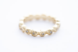 SERA Ring - 14K Yellow Gold with 16 White Diamonds