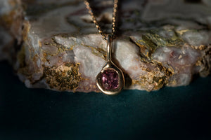 SUCRÉ necklace - 14K yellow gold w. spinel #1