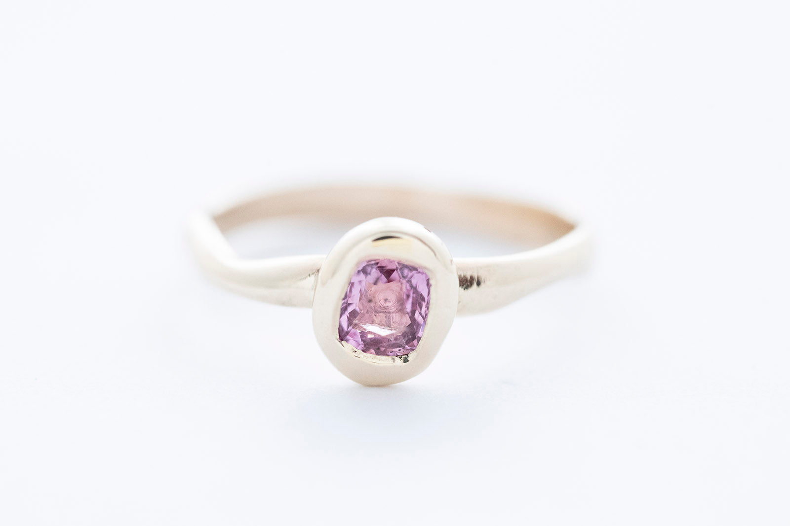 SUCRÉ ring - 14K yellow gold w. spinel