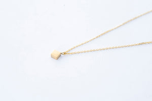 CARRÉ necklace - 14K yellow gold