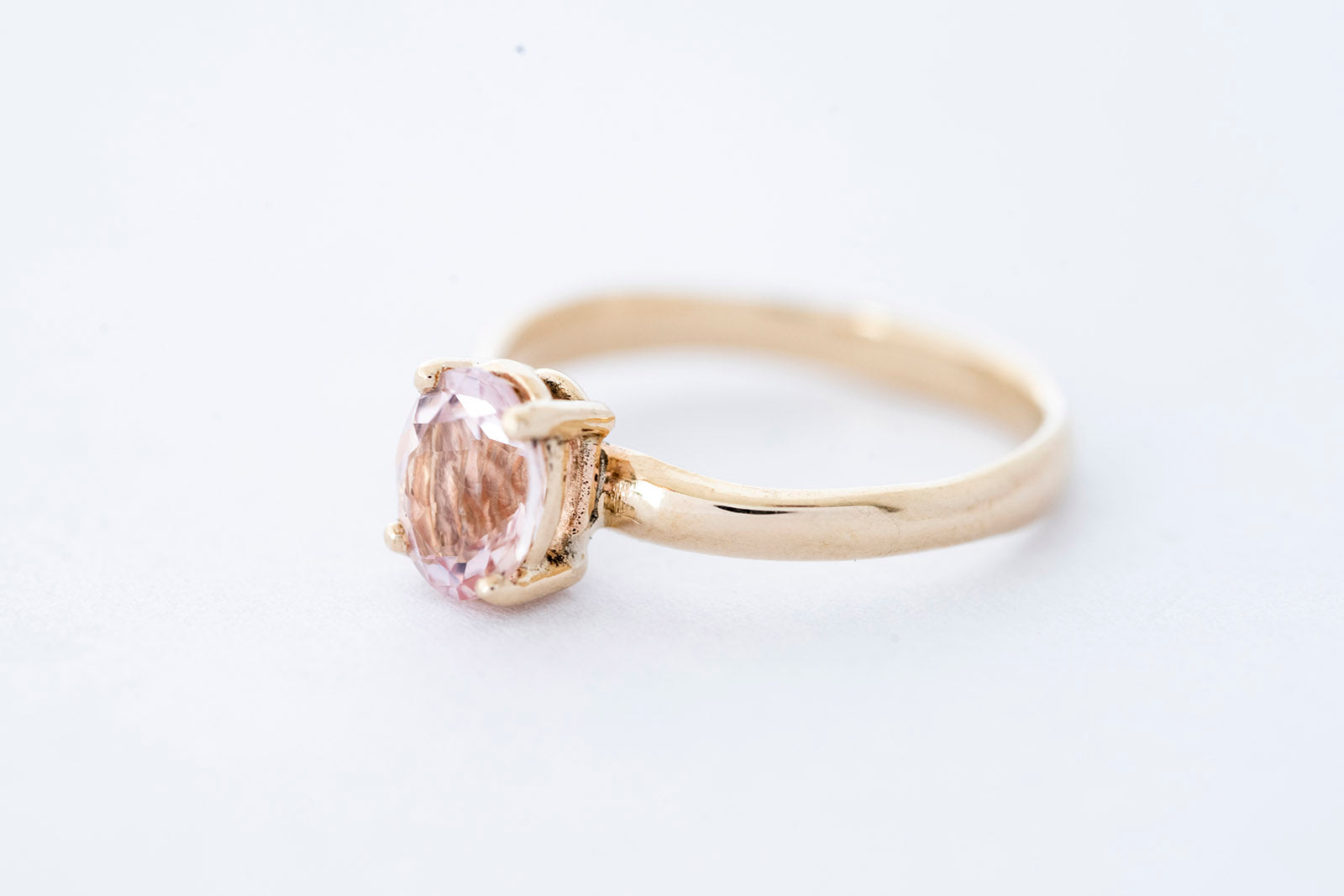 SUCRÉ ring - 14K yellow gold w. morganite