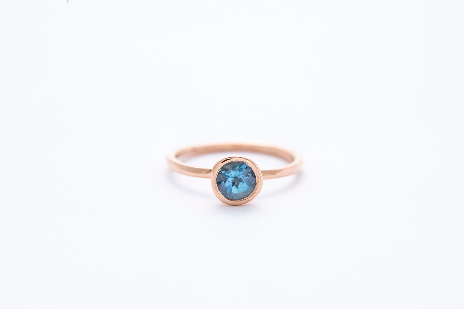 REEF ring - 14K rose gold w. blue aquamarine