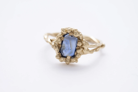 dorivisy 14 karátos arany gyűrű portrait csiszolású zafír