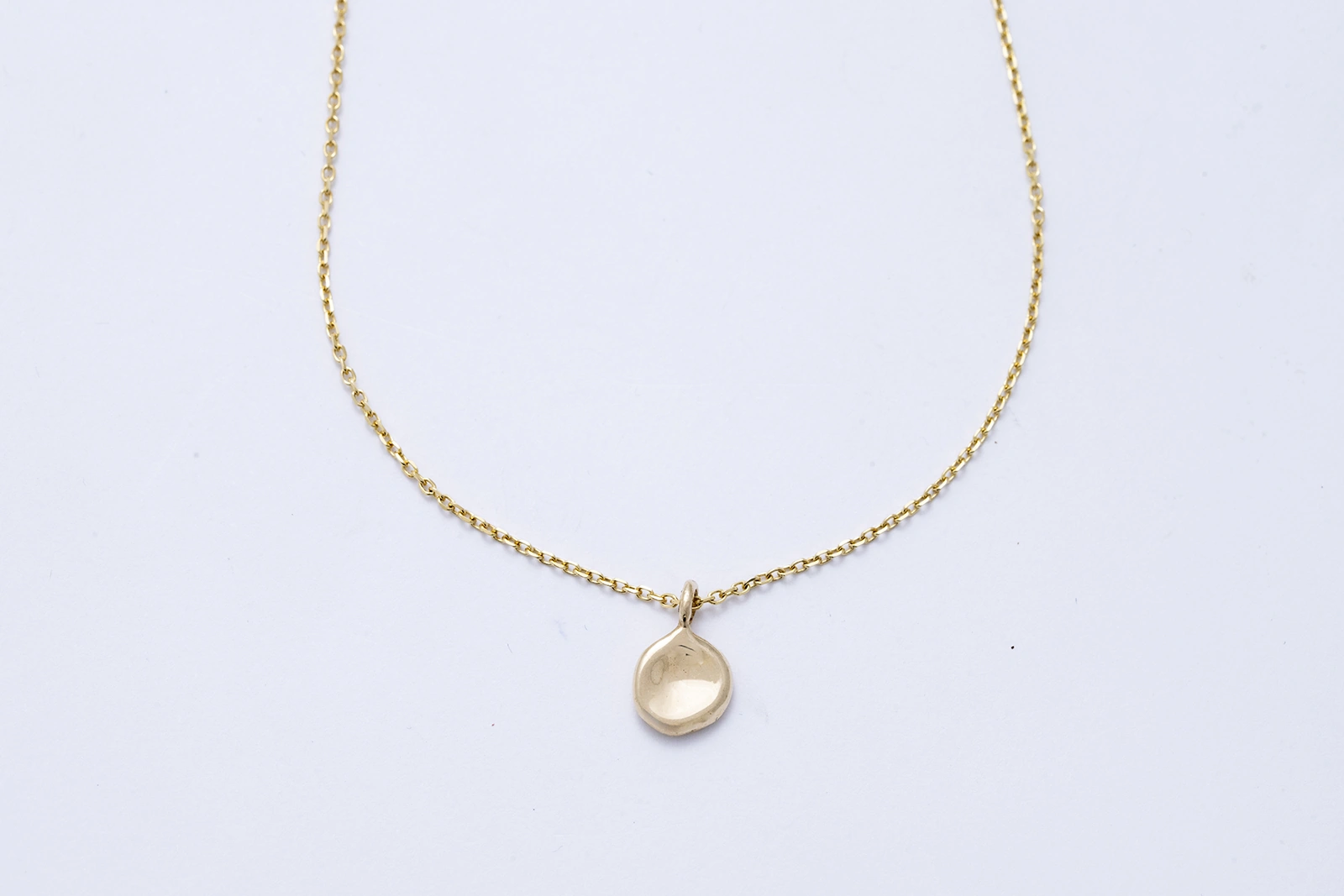 PEBBLE arany nyaklánc