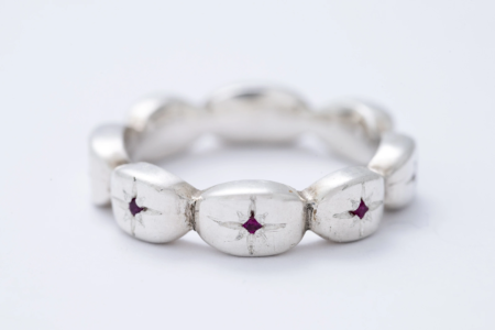 ezüst gyűrű rubin